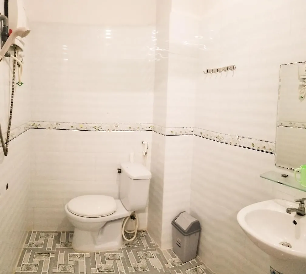 Oyo 751 K300 Hotel Ho Chi Minh City 2*,